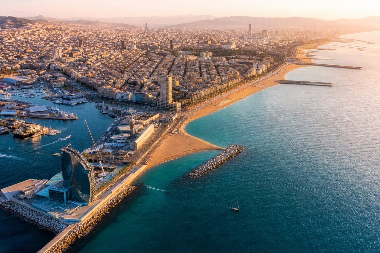 Vuelo en helicóptero sobre Barcelona — foto 2